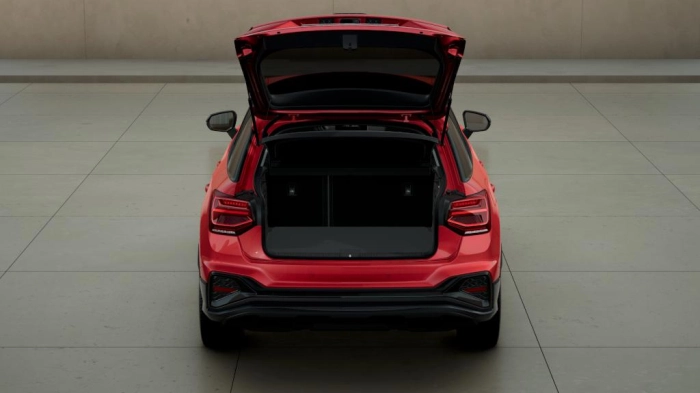 Audi Q2    Identity Black 35 TFSI  110(150) kW(CV) S tronic