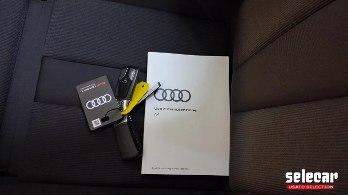 Audi A4 Avant  40 2.0 tdi mhev S line edition qu