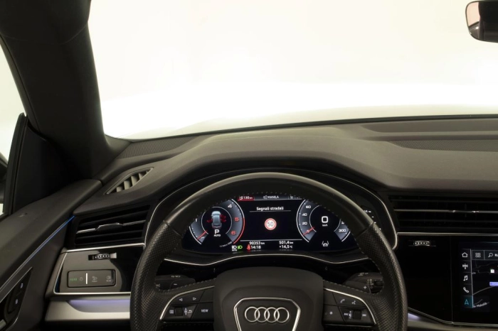 Audi Q8  50 3.0 tdi mhev quattro tiptronic
