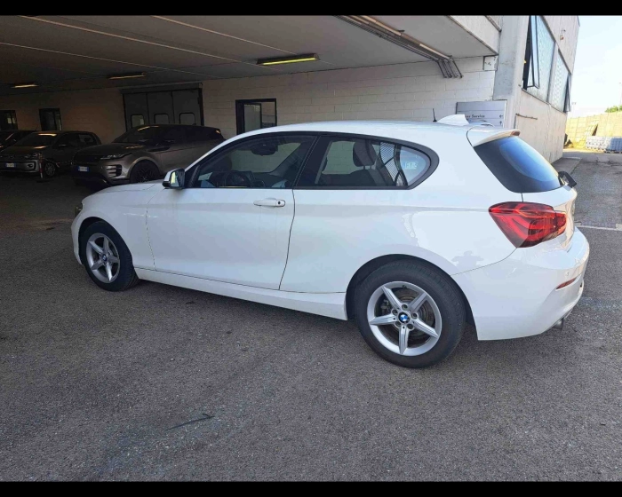 BMW Serie 116i Advantage 3p