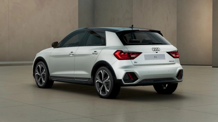 Audi A1 Allstreet   Identity Contrast 30 TFSI  85(116) kW(CV) S tronic