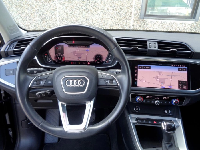Audi Q3 Sportback  35 2.0 tdi S line edition s