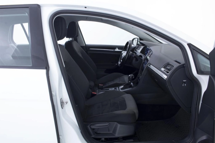 Volkswagen Golf  5p 1.6 tdi Executive 115cv dsg