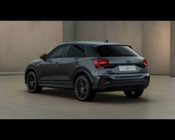 Audi Q2    Identity Black 35 TFSI  110(150) kW(CV) S tronic