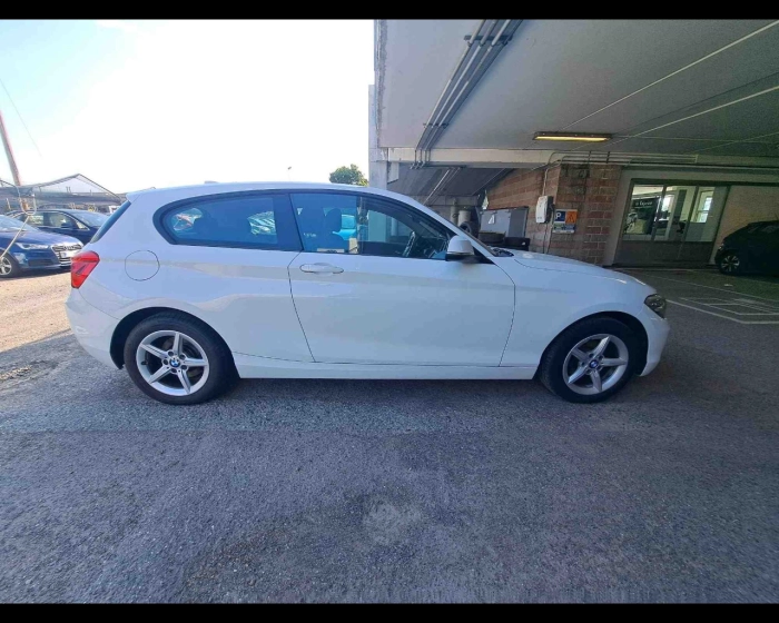 BMW Serie 116i Advantage 3p