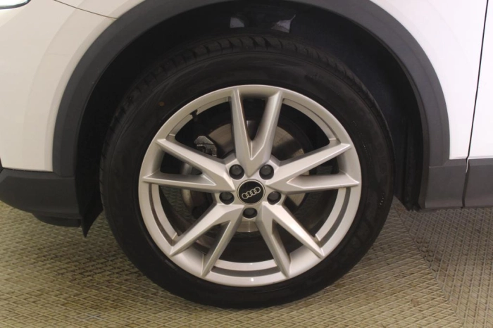 Audi Q2  30 2.0 tdi Business s-tronic