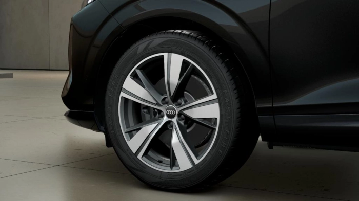 Audi Q3  SUV Business Advanced TFSI quattro 150 kW S tronic