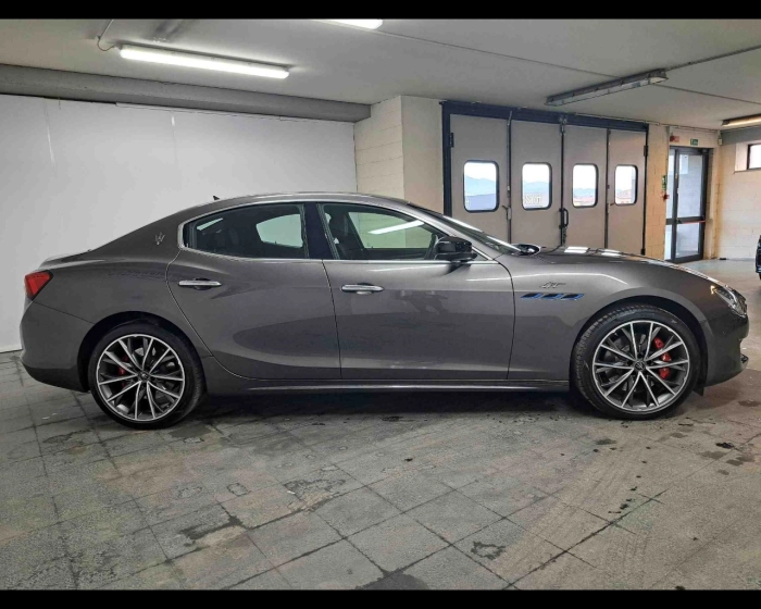 Maserati Ghibli  2.0 mhev GT 330cv rwd auto