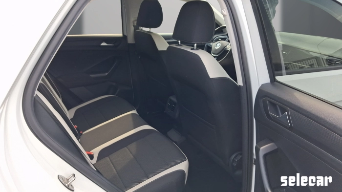 Volkswagen T-Roc  1.5 tsi Advanced
