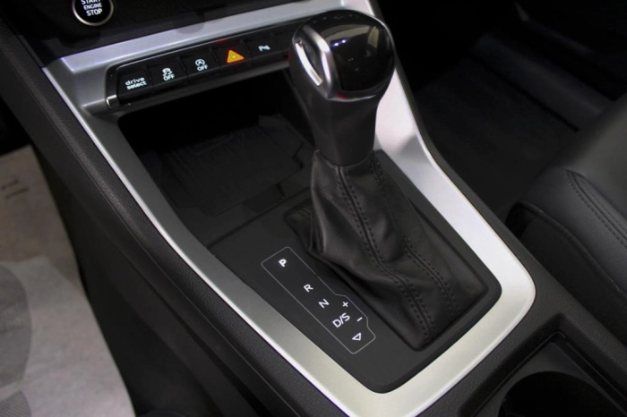 Audi Q3 Sportback  35 1.5 tfsi mhev Business