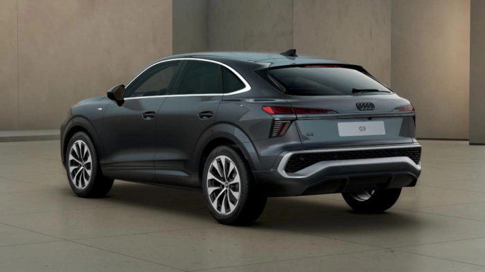 Audi Q3 Sportback   Business TFSI  110 kW S tronic