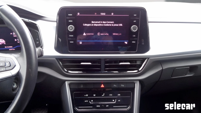 Volkswagen T-Roc  1.5 tsi Life dsg