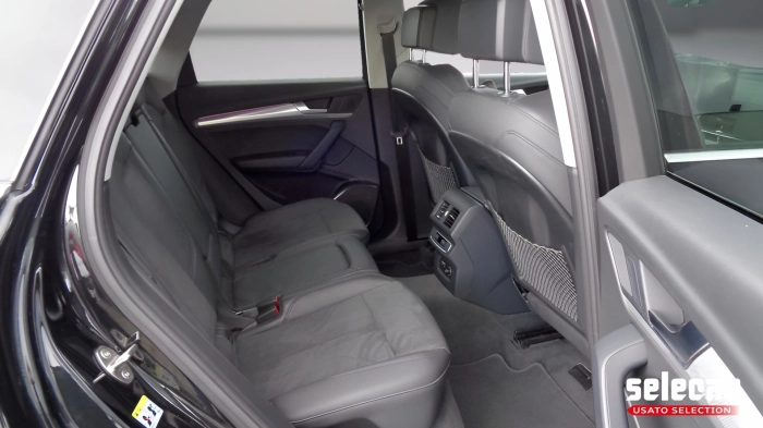 Audi Q5  40 2.0 tdi mhev 12V S line quattro s-tronic