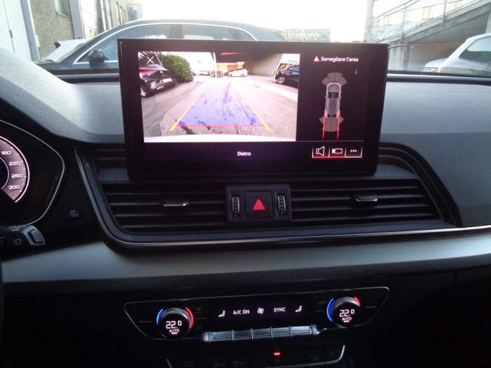 Audi Q5 Sportback  2021 -  40 2.0 tdi mhev 12V S line 