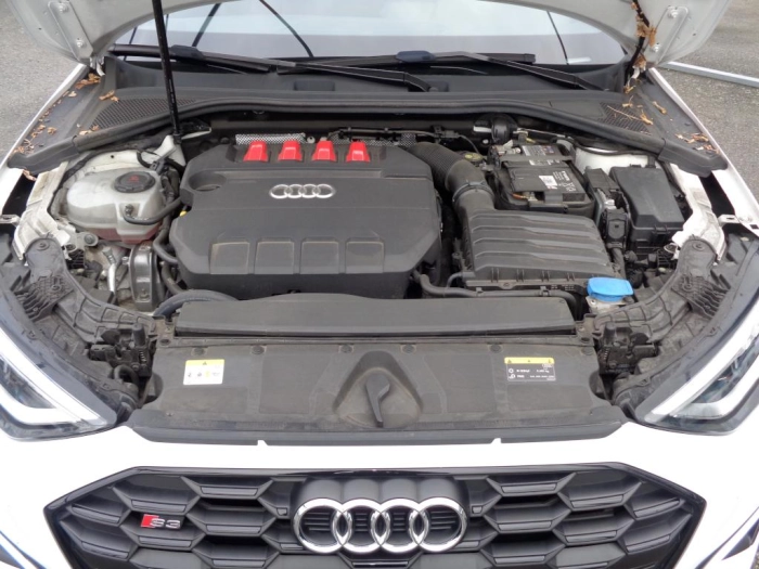 Audi S3  Sportback 2.0 tfsi quattro s-troni