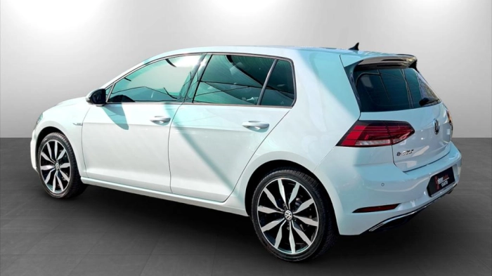 Volkswagen Golf e- 5p