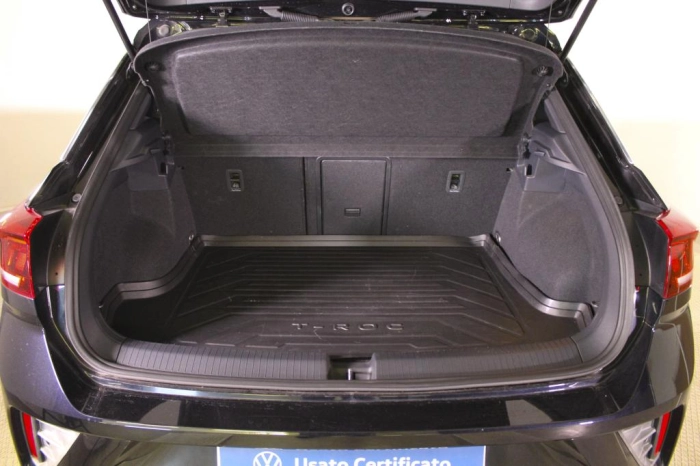 Volkswagen T-Roc  1.0 tsi R-Line 110cv