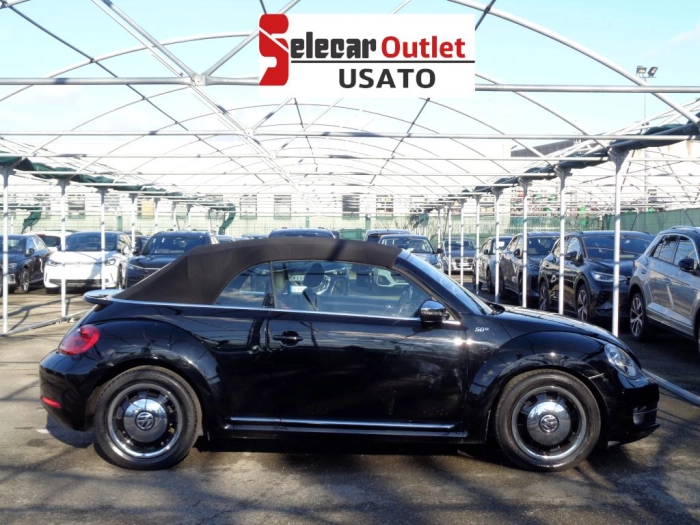 Volkswagen Maggiolino  Cabrio 1.6 tdi Design 105cv