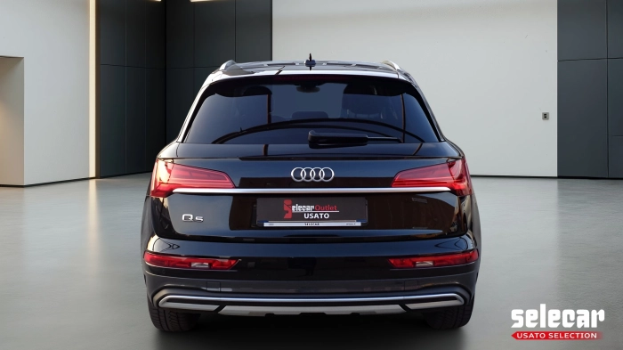 Audi Q5  35 2.0 tdi mhev 12V Business Advanced s-tron