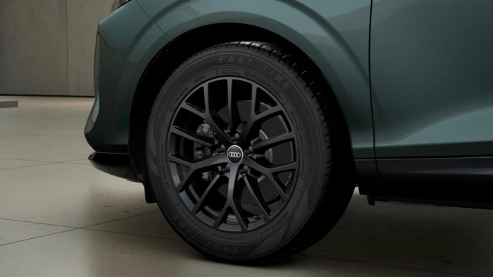 Audi Q3  SUV Business Advanced TDI  110 kW S tronic