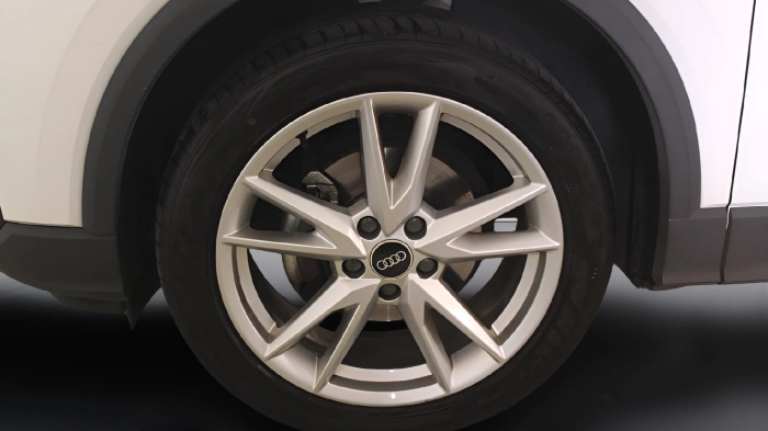 Audi Q2  30 2.0 tdi Business s-tronic