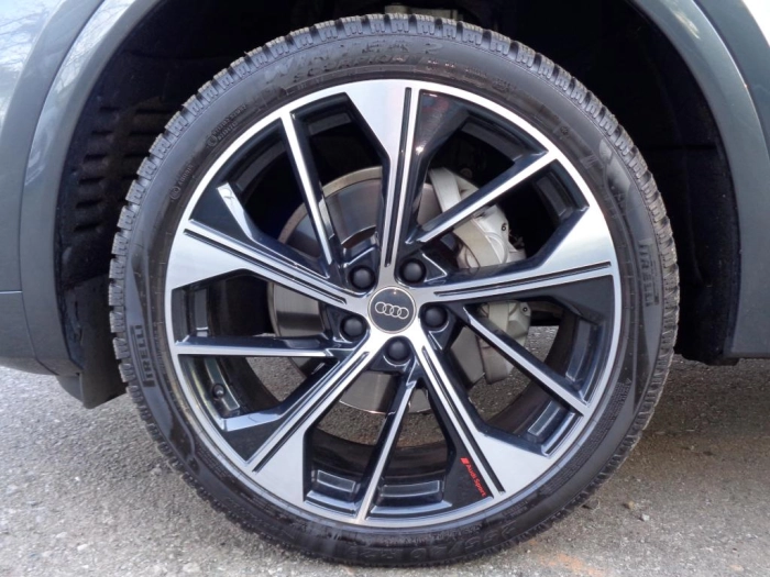 Audi Q5 Sportback  40 2.0 tdi mhev 12V S lin