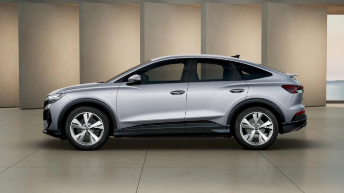 Audi Q4 Sportback   S line edition 45 e-tron  210,00 kW