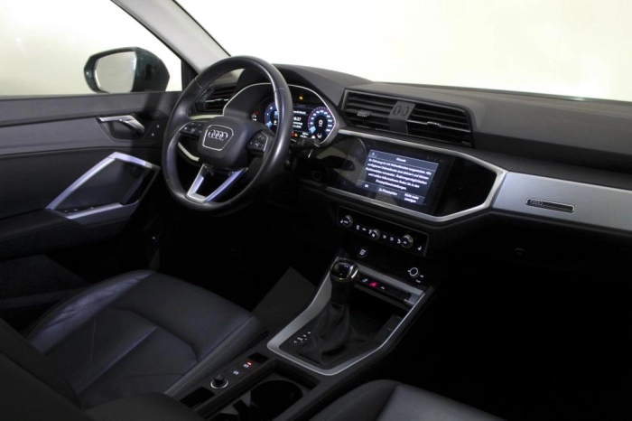 Audi Q3 Sportback  35 1.5 tfsi mhev Business