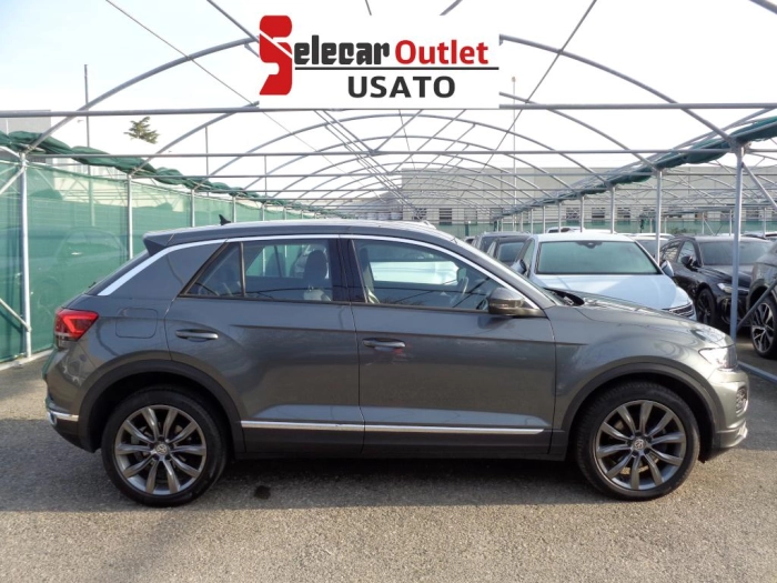 Volkswagen T-Roc  2017 -  2.0 tdi Advanced 4motion dsg