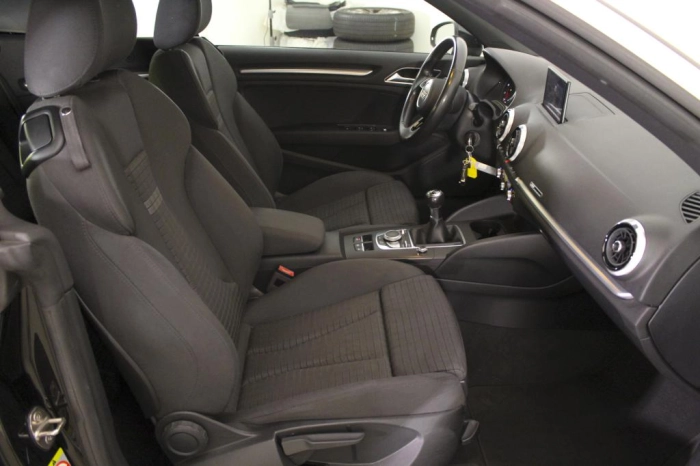 Audi A3  Cabrio 1.6 tdi Sport 116cv