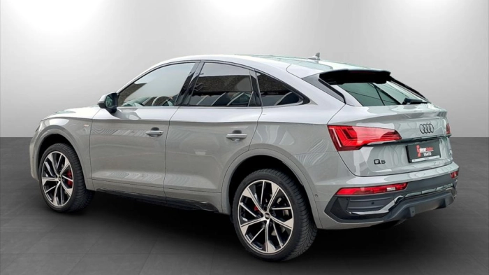 Audi Q5 Sportback  40 2.0 tdi mhev 12V S lin