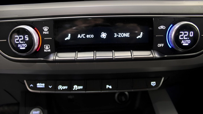 Audi A4 Avant  40 2.0 tdi mhev S line edition qu