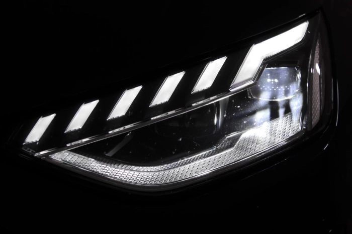 Audi A4 Avant   S line edition 40 TDI quattro 150(204) kW(CV) S tronic