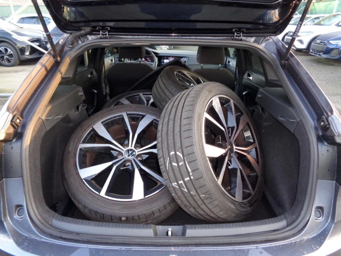 Volkswagen Taigo 1.0 tsi R-Line 110cv dsg