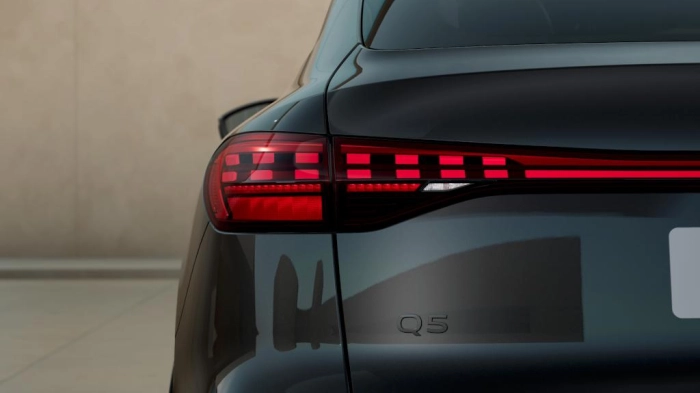 Audi Q5 Sportback   Sportback S line edition e-hybrid quattro 220 kW S tronic