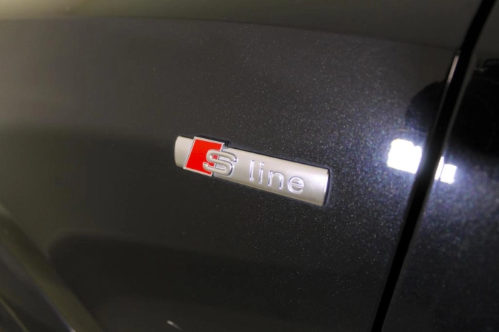 Audi Q3  40 2.0 tdi S line edition quattro 200cv s-tr