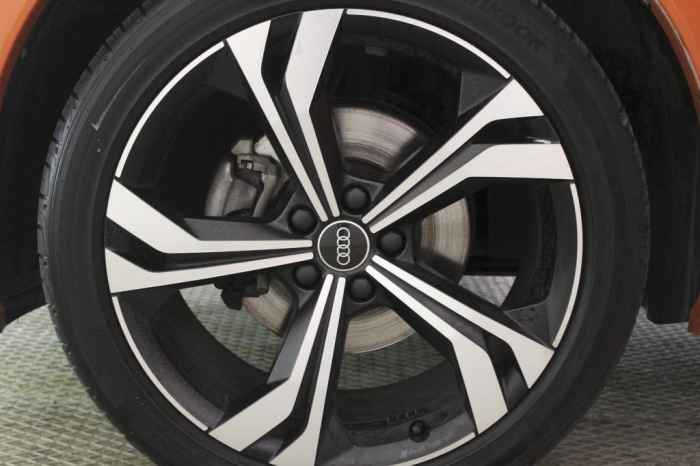 Audi Q3    Identity Black 35 TDI  110(150) kW(CV) S tronic