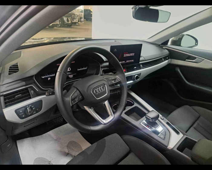 Audi A4 Avant  35 2.0 tdi mhev S Line edition 16