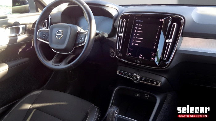 Volvo XC40 2.0 d3 Momentum awd geartronic