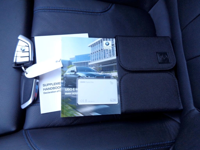 BMW Serie 520d Touring mhev 48V xdrive 