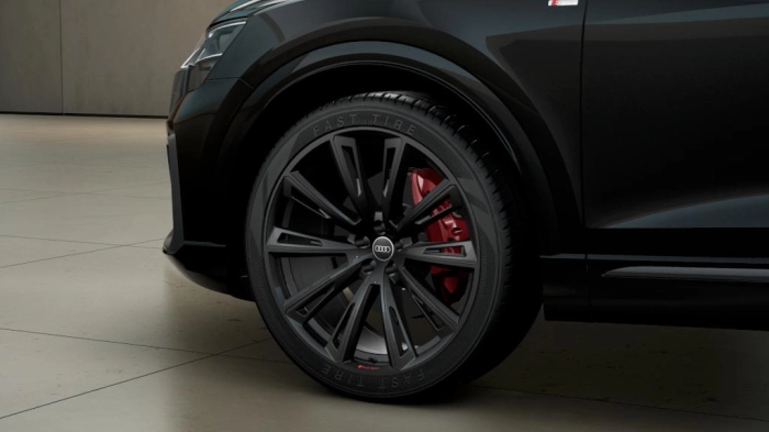 Audi Q8    S line edition 50 TDI quattro 210 kW tiptronic