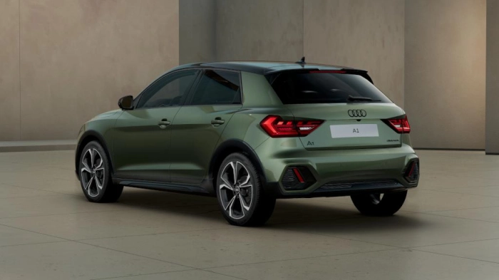 Audi A1 Allstreet   Identity Contrast 35 TFSI  110(150) kW(CV) S tronic