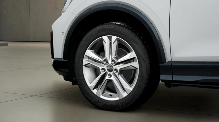 Audi Q2    Business Advanced 30 TFSI  85(116) kW(CV) 6-marce