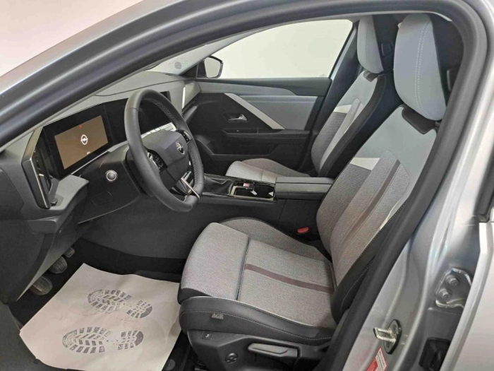 Opel Astra  1.2 t Elegance s&s 130cv