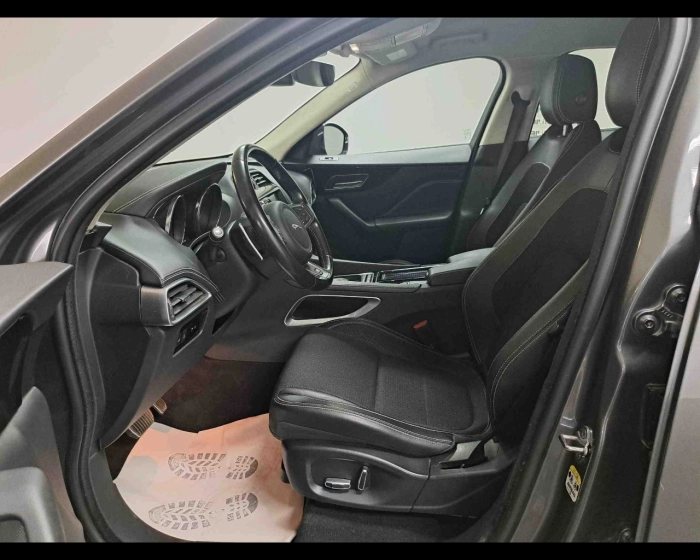 Jaguar F-Pace  2.0d i4 R-Sport awd 180cv auto my19