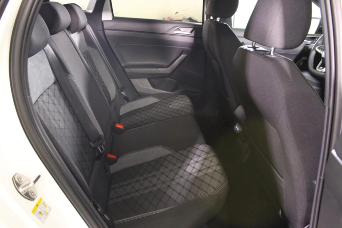 Volkswagen Taigo R-Line Plus 1.0 TSI 85 kW (115 CV) Manuale