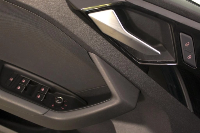 Audi A1 Sportback  25 1.0 tfsi Admired Adva