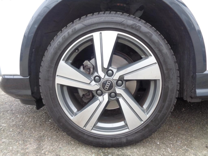 Audi Q2  30 2.0 tdi Admired Advanced s-tronic