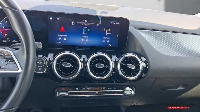 Mercedes-Benz GLA  180 d Progressive Advanced Plus auto