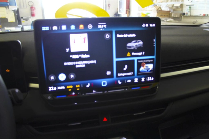 Volkswagen T-Roc Nuovo R-Line 1.5 eTSI ACT 110 kW (150 CV) DSG